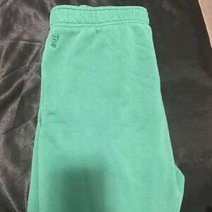 Aritzia boyfriend sweat pants